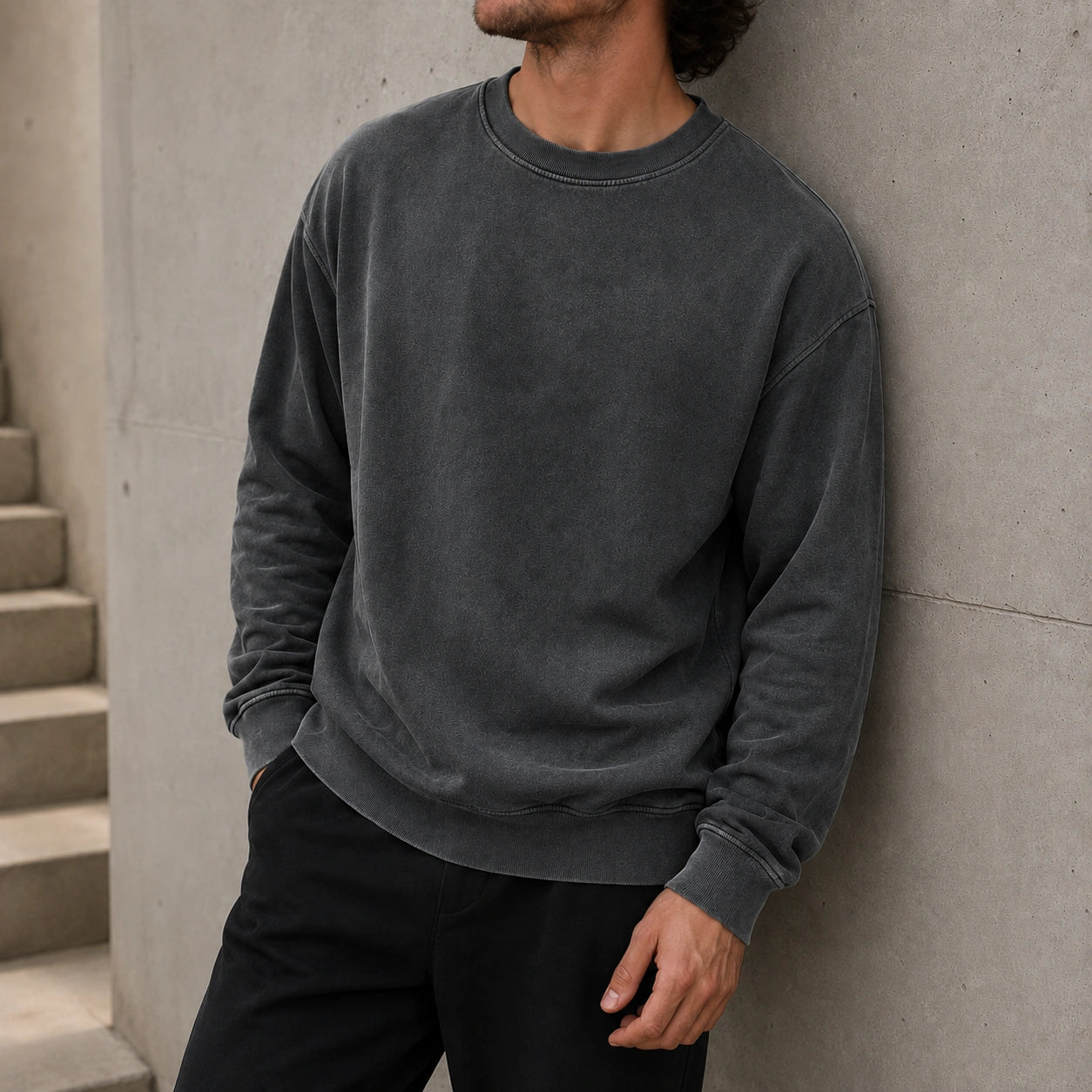 Mivanity Men's Vintage Washed Cotton Round Neck Long-sleeved Sweatshirt